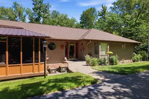 47060 Queens Cove Circle, La Crescent, MN 55947 - Photo 3