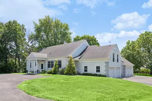 480 Highcroft Rd, Wayzata, MN 55391 - Photo 1