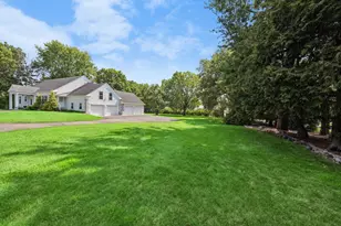 480 Highcroft Rd, Wayzata, MN 55391 - Photo 29