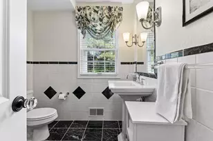480 Highcroft Rd, Wayzata, MN 55391 - Photo 19