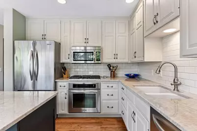 480 Highcroft Road, Wayzata, MN 55391 - Photo 5