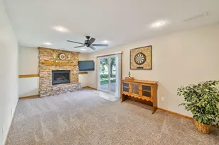 4712 Heather Ridge Rd N, Oakdale, MN 55128 - Photo 13