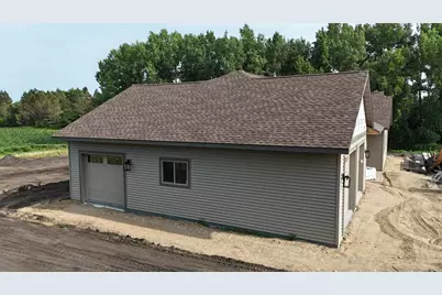 16435 26th St NE, New London, MN 56273 - Photo 5