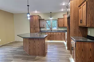 16435 26th St NE, New London, MN 56273 - Photo 19