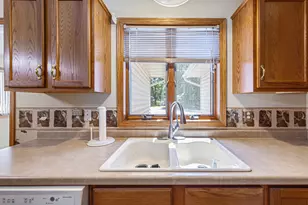 2102 McQuillan Ct SE, Rochester, MN 55904 - Photo 11