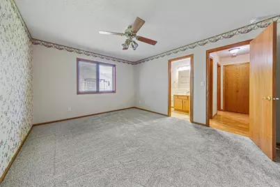 2102 McQuillan Court SE, Rochester, MN 55904 - Photo 19