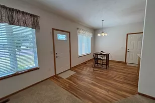 2343 Cherrywood Ln, Worthington, MN 56187 - Photo 9