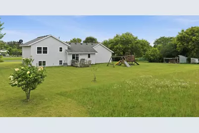 682 Old Hopkins Place, Hudson, WI 54016 - Photo 35