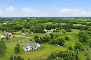 682 Old Hopkins Pl, Hudson, WI 54016 - Photo 37