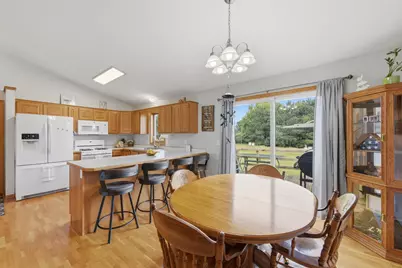 682 Old Hopkins Place, Hudson, WI 54016 - Photo 11