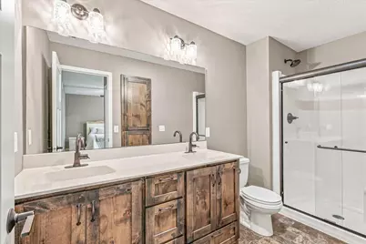 38369 Hunters Ridge Trail, North Branch, MN 55056 - Photo 23