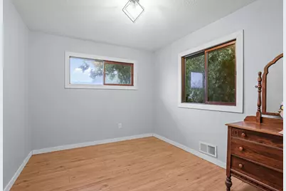 9325 Northwood Parkway N, New Hope, MN 55427 - Photo 11