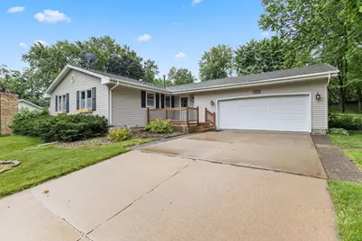 9924 Little Circle, Bloomington, MN 55437 - Photo 3