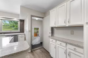 9924 Little Cir, Bloomington, MN 55437 - Photo 9
