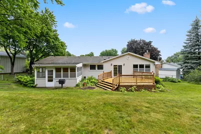 9924 Little Circle, Bloomington, MN 55437 - Photo 39