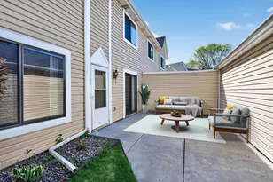 4505 Orchid Cir, Plymouth, MN 55446 - Photo 3