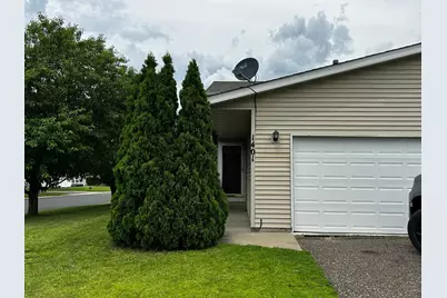 1401 McIntosh Circle, Shakopee, MN 55379 - Photo 1