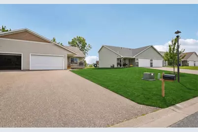 428 E Cheyenne Street, Roberts, WI 54023 - Photo 5