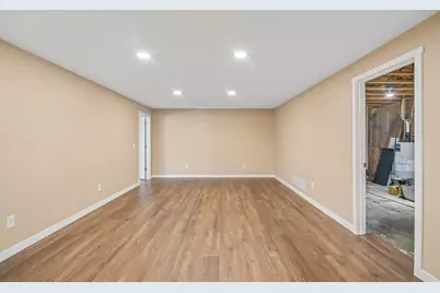 428 E Cheyenne Street, Roberts, WI 54023 - Photo 25