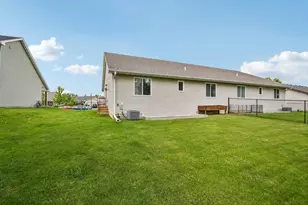 428 E Cheyenne St, Roberts, WI 54023 - Photo 45
