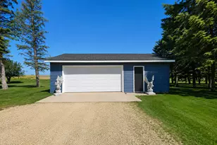 5766 County 12 Blvd, Kenyon, MN 55946 - Photo 3