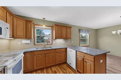 5806 48th Avenue NW, Rochester, MN 55901 - Photo 15