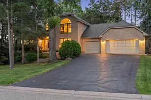 1315 Donegal Dr, Woodbury, MN 55125 - Photo 1