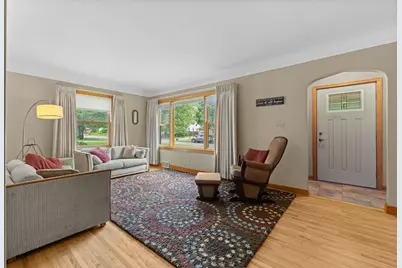 1405 Belmont Lane W, Roseville, MN 55113 - Photo 5