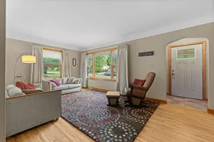 1405 Belmont Ln W, Roseville, MN 55113 - Photo 5
