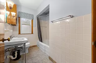 1405 Belmont Ln W, Roseville, MN 55113 - Photo 21