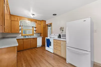 1405 Belmont Lane W, Roseville, MN 55113 - Photo 13