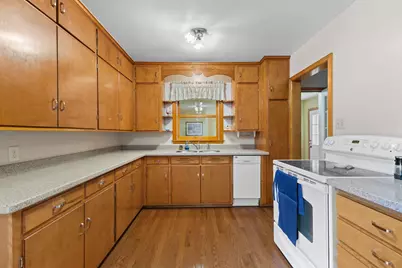 1405 Belmont Lane W, Roseville, MN 55113 - Photo 15