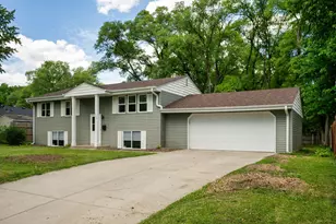 3108 W 108th St, Bloomington, MN 55431 - Photo 1