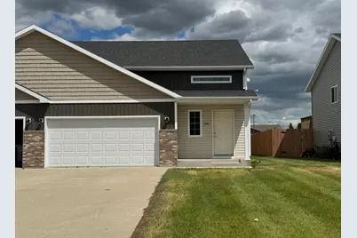 3116 27th Street S, Moorhead, MN 56560 - Photo 1