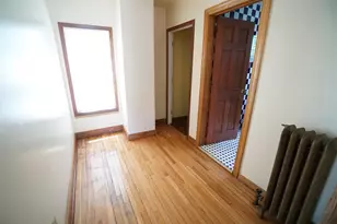 115 E 35th St, Minneapolis, MN 55408 - Photo 11