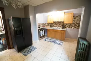 115 E 35th St, Minneapolis, MN 55408 - Photo 9