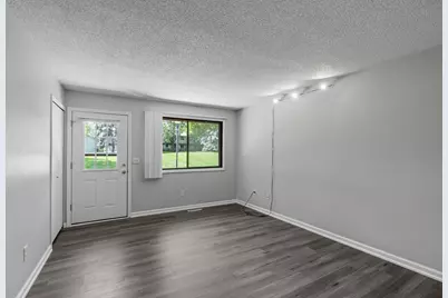 13359 Zenith Lane, Eden Prairie, MN 55346 - Photo 9