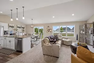 15275 Quintana Ct NW, Anoka, MN 55303 - Photo 5
