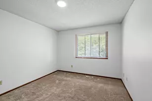 13317 Zenith Ln, Eden Prairie, MN 55346 - Photo 21
