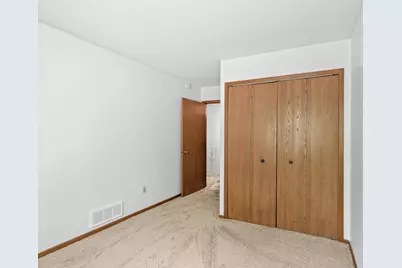 13317 Zenith Lane, Eden Prairie, MN 55346 - Photo 17