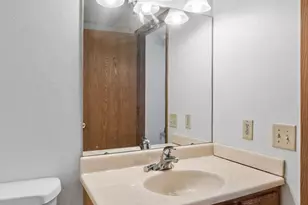 13317 Zenith Ln, Eden Prairie, MN 55346 - Photo 19