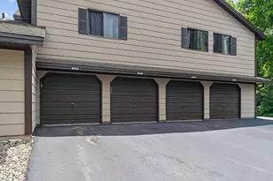 13317 Zenith Ln, Eden Prairie, MN 55346 - Photo 25
