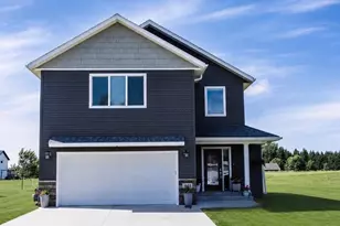 1923 Longview Dr, Detroit Lakes, MN 56501 - Photo 1