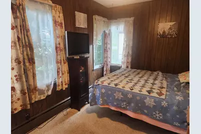 5817 Perry Avenue N, Crystal, MN 55429 - Photo 11