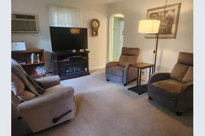 5817 Perry Avenue N, Crystal, MN 55429 - Photo 9