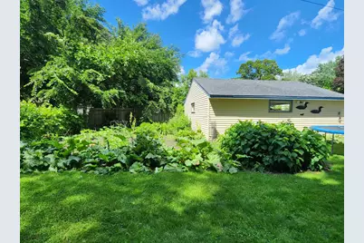 5817 Perry Avenue N, Crystal, MN 55429 - Photo 5