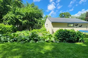 5817 Perry Ave N, Crystal, MN 55429 - Photo 5