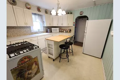 5817 Perry Avenue N, Crystal, MN 55429 - Photo 7