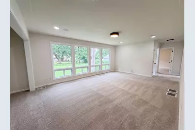 1695 Abell Street, Maplewood, MN 55117 - Photo 3