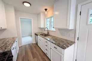 1695 Abell St, Maplewood, MN 55117 - Photo 5
